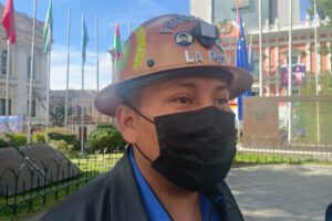 Destitución de ministros según Freddy López del MAS