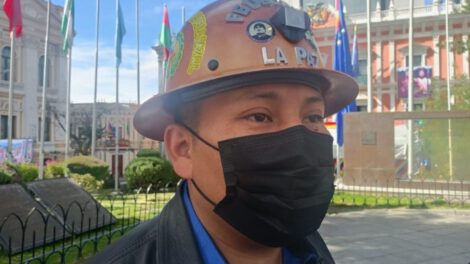 Destitución de ministros según Freddy López del MAS