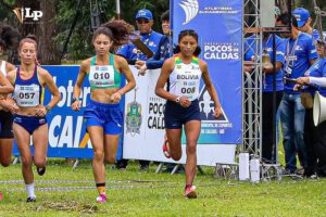 Benita Parra en la competencia de Cross Country