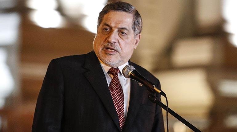 Congresista Bustamante pide que el Ejército peruano invada Bolivia