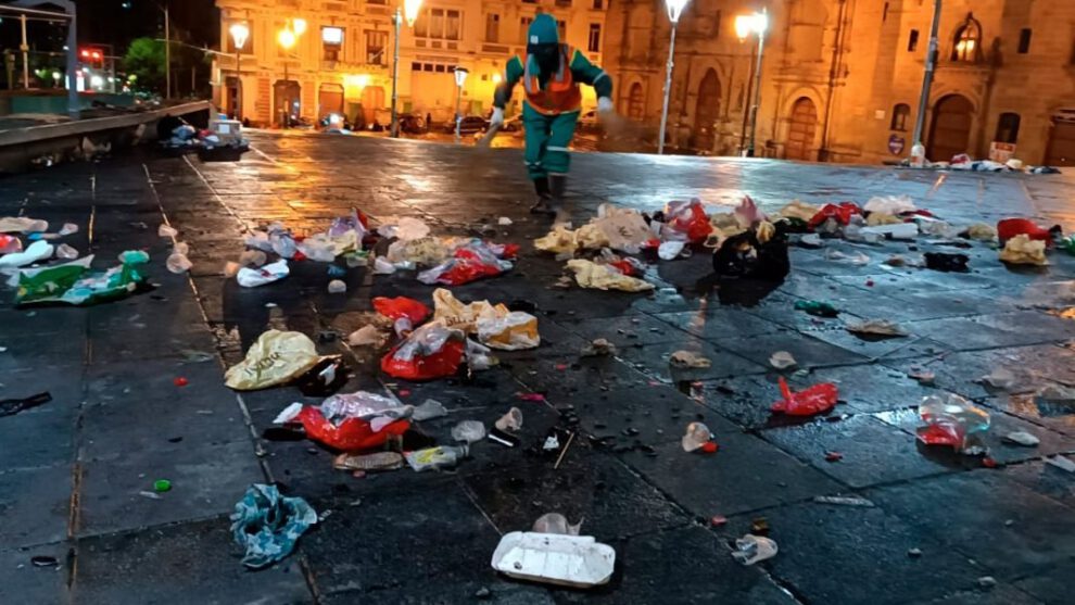 Recogen 16.4 toneladas de basura tras festejos del Día del Estado Plurinacional