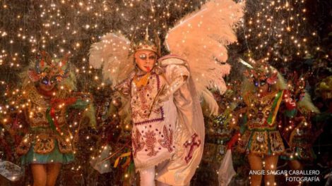 Carnaval de Oruro en la exposición de Angie Salgar en Jujuy