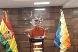 Rodrigo Paz cuestiona al Ministerio de Economía sobre el ahorro de jubilados