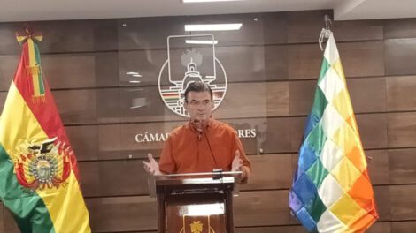 Rodrigo Paz cuestiona al Ministerio de Economía sobre el ahorro de jubilados