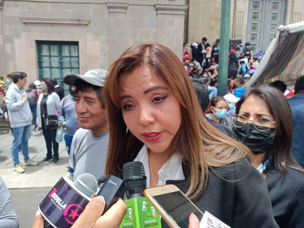 Cabildo pacífico garantizado por la Constitución