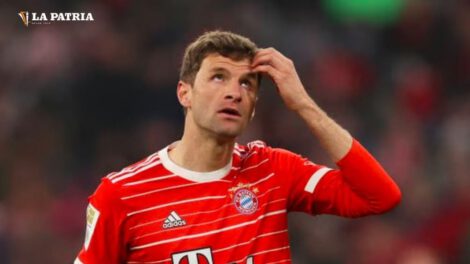 Thomas Müller enfrenta desafíos en el fútbol alemán