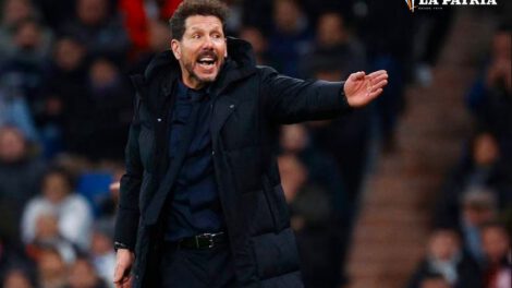 Diego Simeone dirige al Atlético de Madrid