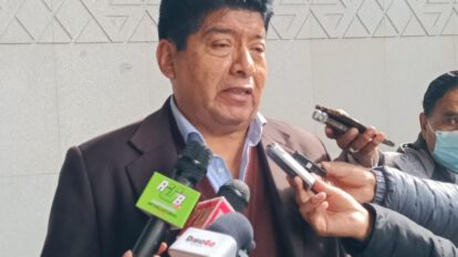 Malla curricular y su impacto en las familias según Ramiro Venegas