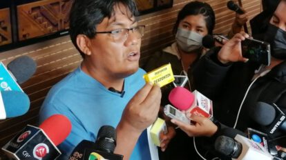 Hostigamiento de Héctor Arce en conferencia de prensa