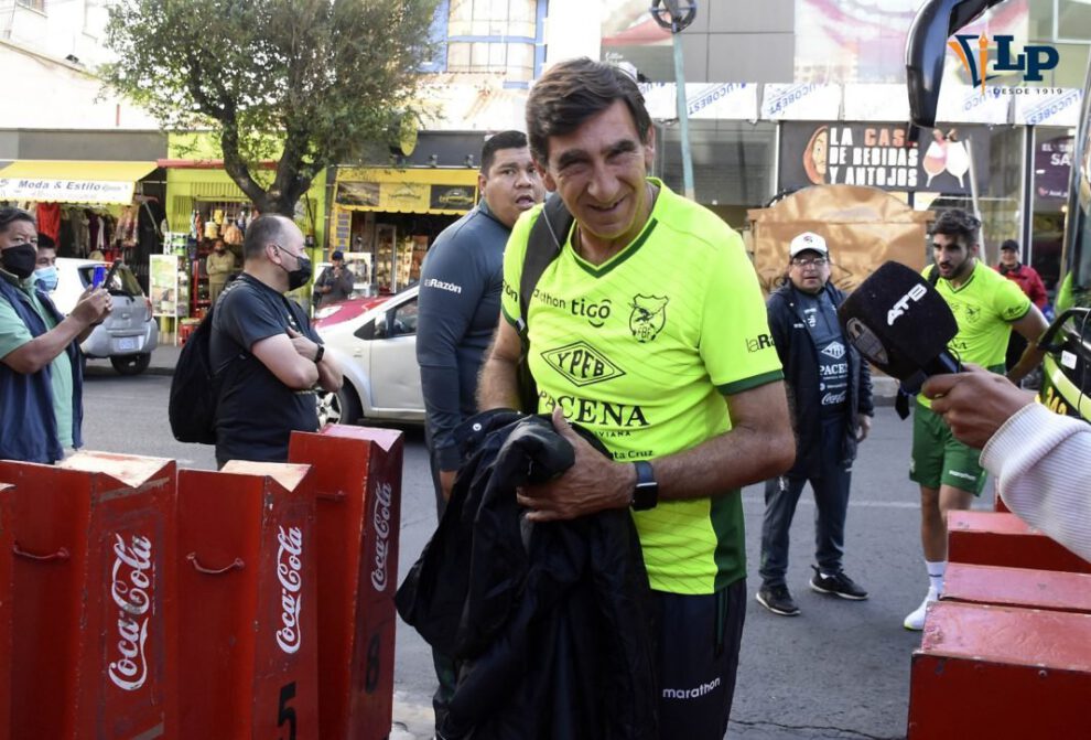 Gustavo Costas lamenta la falta de planificación con la Selección