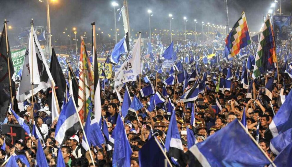 Dirigencia vitalicia en partidos políticos