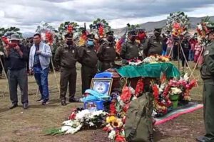Homenaje al sargento fallecido en su comunidad natal