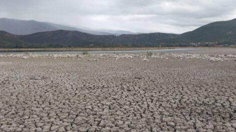 Laguna Alalay se seca ante falta de lluvias