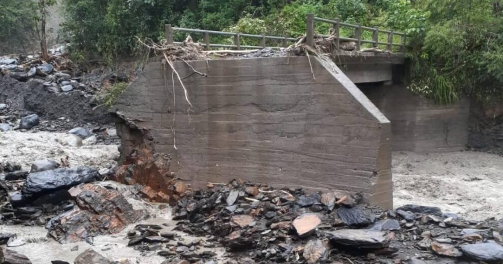 Ayuda para Yanacachi tras intensas lluvias