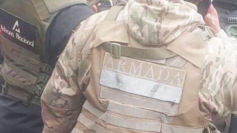 Aprehensión de funcionarios aduaneros en La Paz