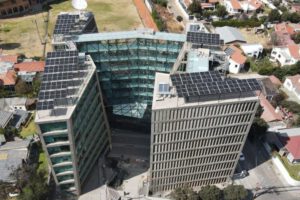 Banco Pyme Ecofuturo apuesta por la energía limpia con 116 módulos solares