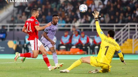 La acción en la que Vinicius anota el primero del Real Madrid