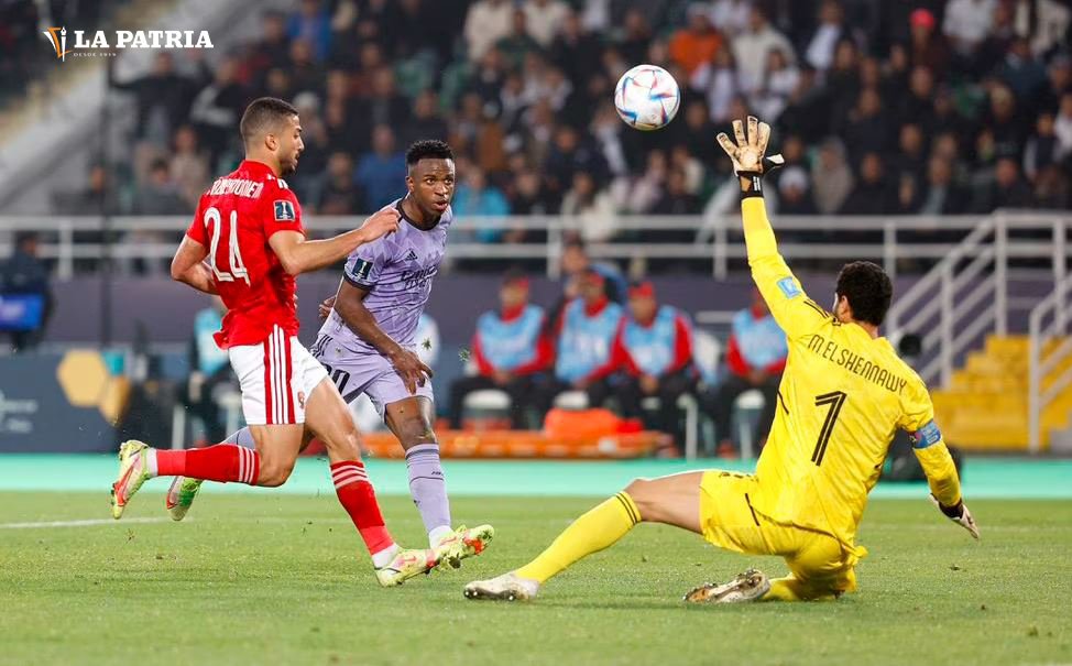 La acción en la que Vinicius anota el primero del Real Madrid