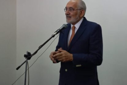 Carlos Mesa en conferencia de prensa sobre juicio por difamación