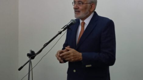 Carlos Mesa en conferencia de prensa sobre juicio por difamación