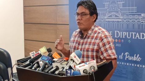 Héctor Arce presenta pruebas sobre el litio boliviano