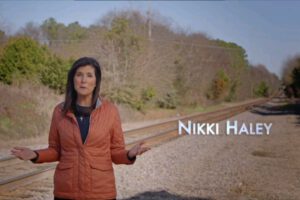 Nikki Haley anunciando su candidatura a la presidencia de EE.UU.