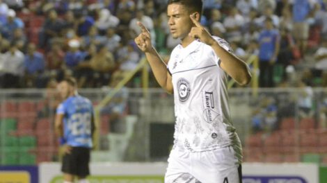 Vaca Diez sorprende a Blooming en la Copa División Profesional