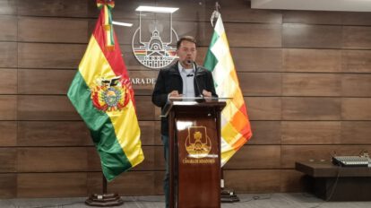 Camacho puede gobernar desde Chonchocoro
