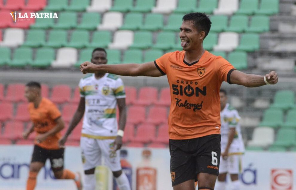 Royal Pari triunfa en la Copa División Profesional con Eduardo Álvarez