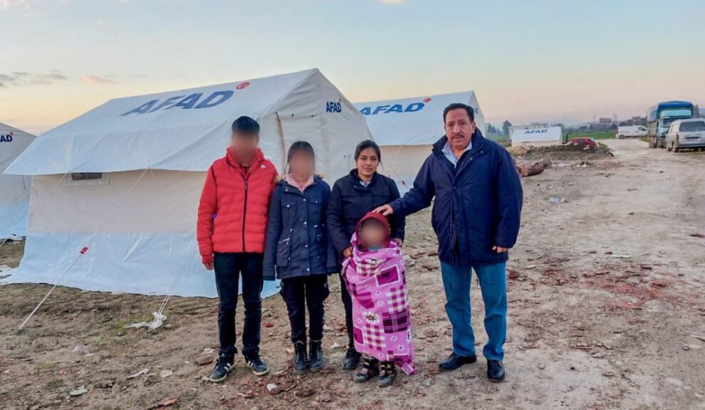 Familia boliviana damnificada por el terremoto en Turquía llega a Bolivia