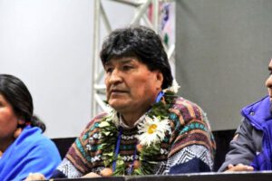 Evo Morales enjuiciado por reuniones secretas con el Ejército de Bolivia