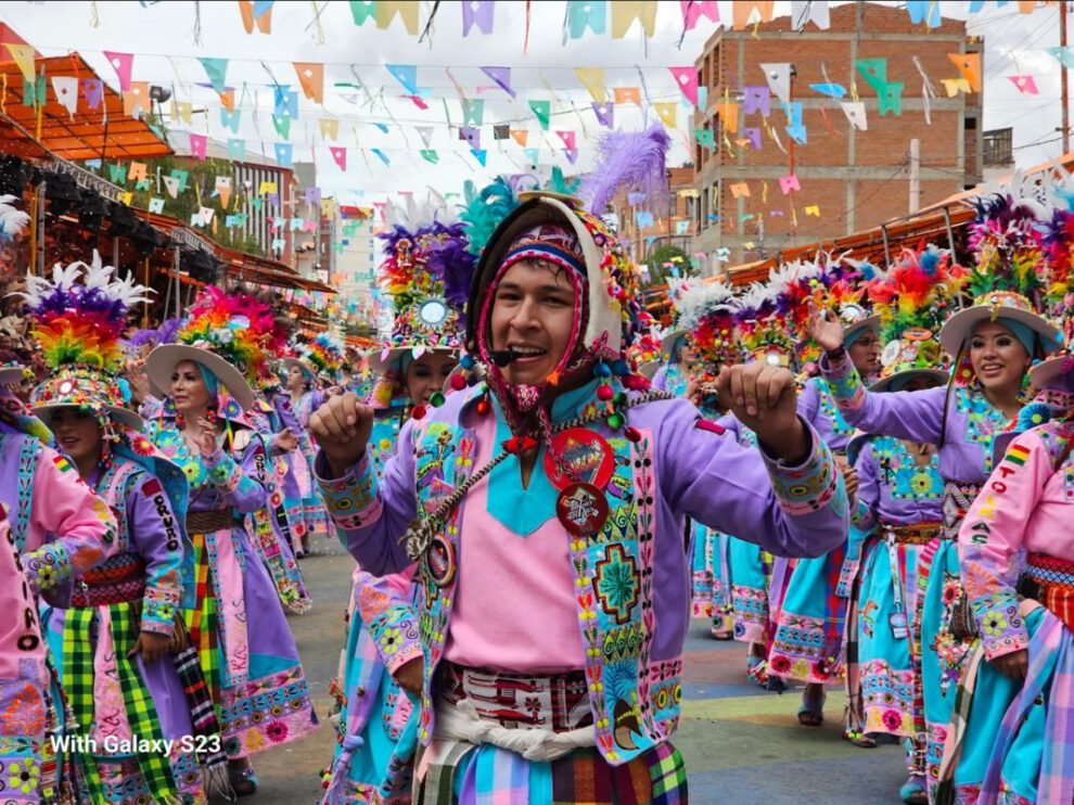 Carnaval de Oruro capturado por Samsung Galaxy S23