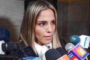 Denuncia contra hija de Añez