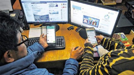 Cuentas falsas guerreros digitales desactivadas por Facebook