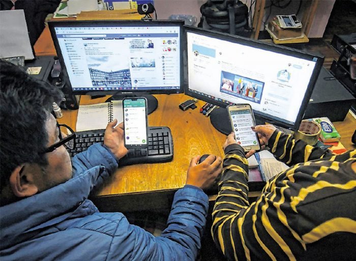 Cuentas falsas guerreros digitales desactivadas por Facebook