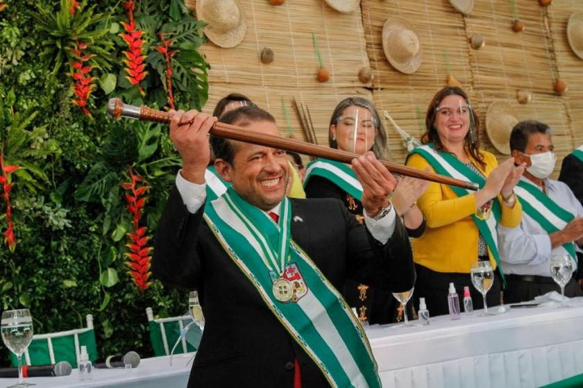 Luis Fernando Camacho en su nombramiento como Gobernador de Santa Cruz