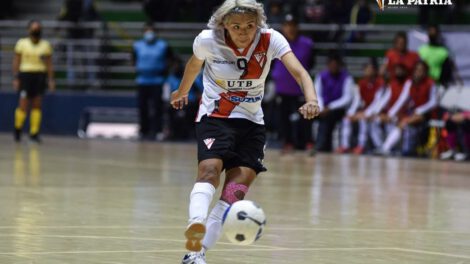 Karla Ticona reforzará al Sao José de Brasil en el futsal femenino