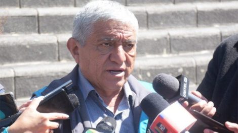 Salvar la economía según Iván Arias