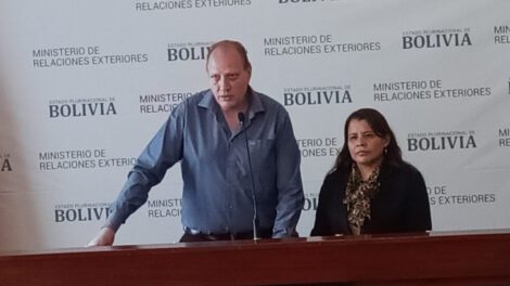 Tregua con Perú para camiones retenidos en frontera