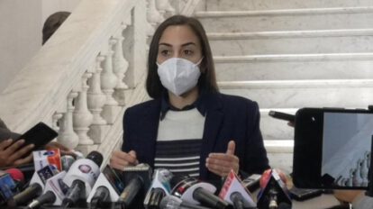 La diputada Luisa Nayar cuestiona al Gobierno por los guerreros digitales