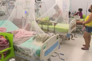 Dengue en Santa Cruz: Padres gastan de su bolsillo el tratamiento para sus hijos infectados