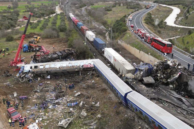 Colisión de trenes en Grecia