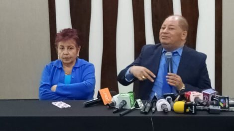 Cuentas falsas Gobierno en conferencia de prensa