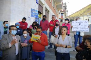 Vecinos del Barrio Socavón defienden a sus perritos comunitarios