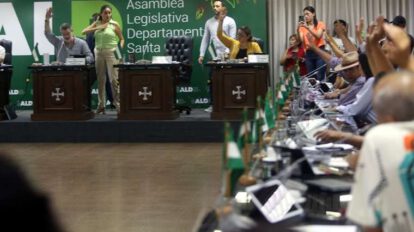 Ley de ausencia temporal aprobada por la Asamblea Departamental de Santa Cruz