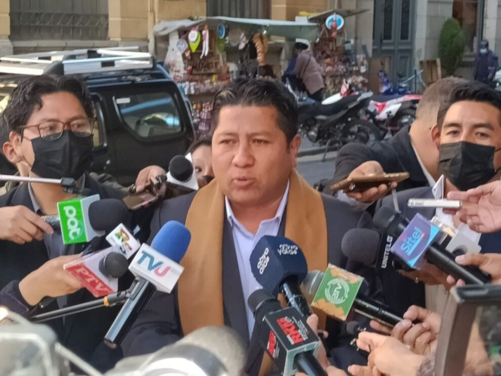 El presidente de Jallalla, Leopoldo Chui, pide que se abra el caso Golpe III