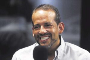 Ley de ausencia temporal promulgada por Luis Fernando Camacho desde Chonchocoro