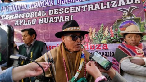 Centro Internacional de la Quinua en disputa entre Salinas de Garci Mendoza y Paria