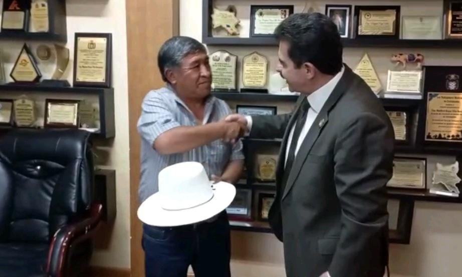 Disculpas a la Diablada Urus por el alcalde de Cochabamba Manfred Reyes Villa
