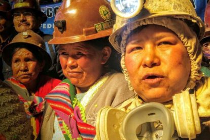 Mujeres en la industria orureña